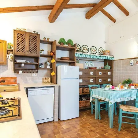 La Piccola *